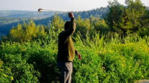 hussain andaryas with sling shot wadi elah